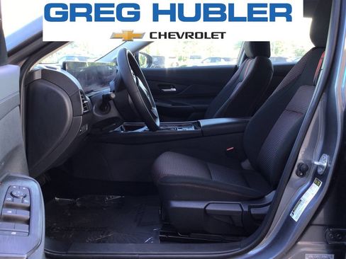 Used 2026 Nissan Sentra SR w/ Floor Mat Package FWD image 23