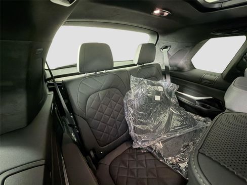New 2027 BMW X7 xDrive40i w/ Executive Package AWD/4WD image 26
