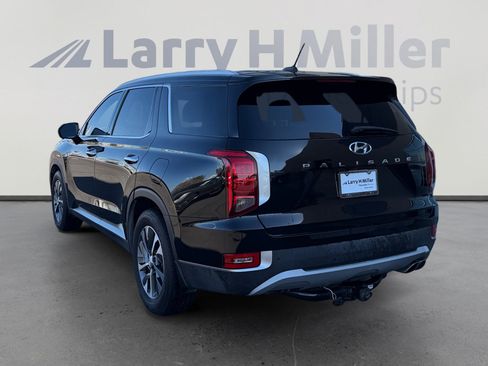 Used 2022 Hyundai Palisade SEL FWD image 3