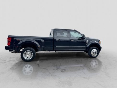 Certified 2019 Ford F450 Platinum w/ Platinum Ultimate Package AWD/4WD image 9