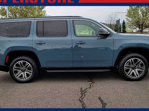 New 2026 Jeep Grand Wagoneer 4WD image 9
