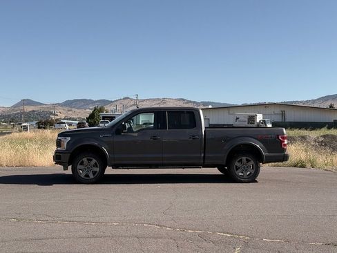 Used 2018 Ford F150 XLT w/ Equipment Group 302A Luxury AWD/4WD image 2