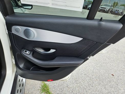 Used 2019 Mercedes-Benz GLC 300 4MATIC image 29