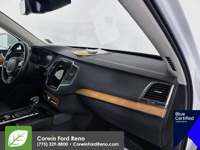 Used 2021 Volvo XC90 T6 Momentum AWD/4WD image 35