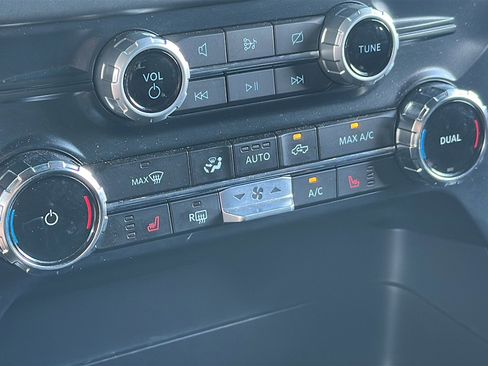 Used 2024 Ford F150 XLT w/ Equipment Group 302A MID image 34