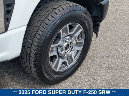 Certified 2025 Ford F250 XL AWD/4WD image 12