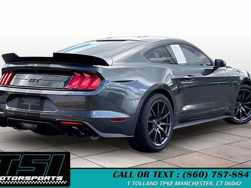 Used 2018 Ford Mustang GT RWD image 2