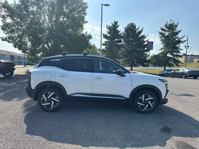 New 2027 Nissan Kicks SV w/ Cold Weather Package FWD image 3