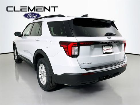 New 2026 Ford Explorer Active AWD/4WD image 8