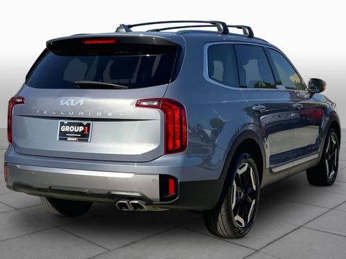 Used 2025 Kia Telluride S AWD/4WD image 13