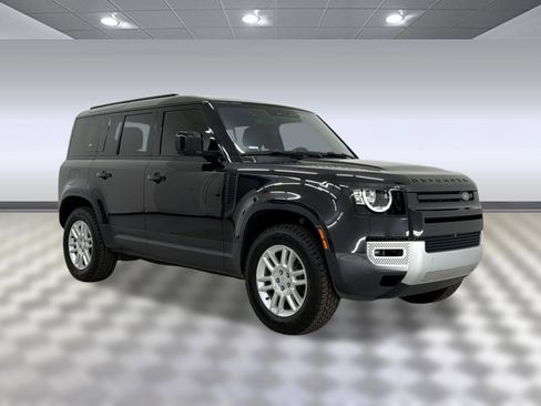 Used 2023 Land Rover Defender 110 S AWD/4WD image 7