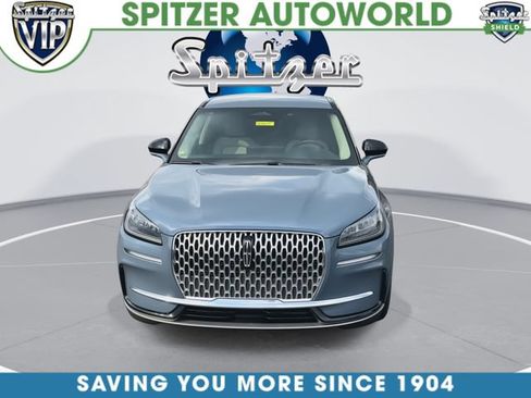 Used 2025 Lincoln Corsair AWD image 3