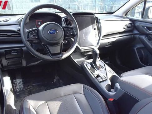 Used 2024 Subaru Crosstrek 2.5i Limited AWD/4WD image 3