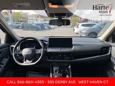 Certified 2026 Nissan Rogue SL AWD/4WD image 33