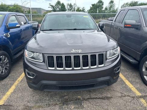 Used 2014 Jeep Grand Cherokee Laredo w/ 18" Wheel & 8.4" Radio Group AWD/4WD image 4
