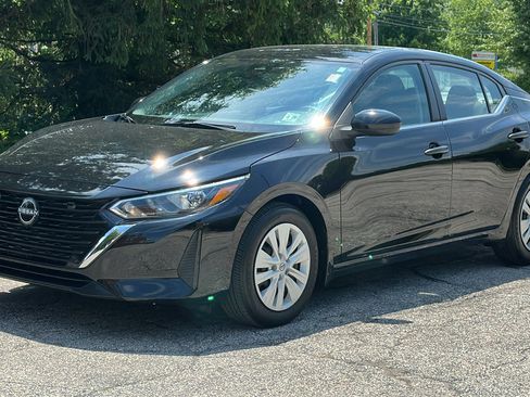 Certified 2024 Nissan Sentra S FWD image 2