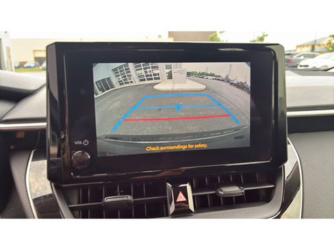 Used 2026 Toyota Corolla LE FWD image 23