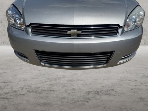 Used 2008 Chevrolet Impala LS FWD image 13