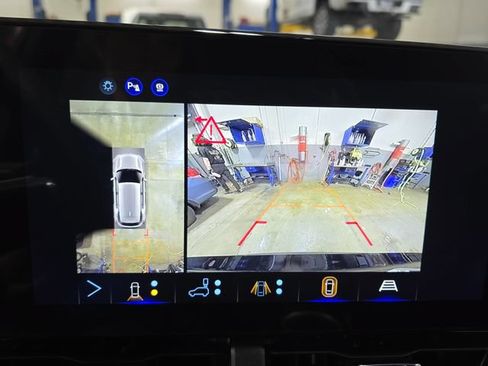 New 2027 Chevrolet Equinox LT w/ Convenience Package II AWD/4WD image 25