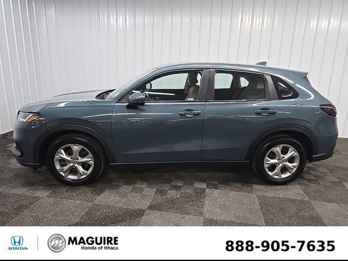 Used 2023 Honda HR-V LX image 5