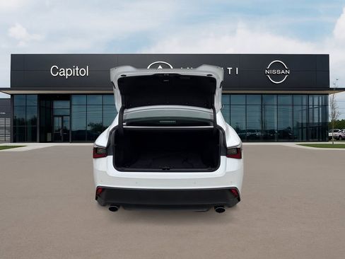 Used 2024 Lexus IS 300 AWD w/ Premium Package image 10