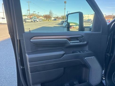 Used 2024 GMC Sierra 2500 Denali w/ Denali Reserve Package image 10