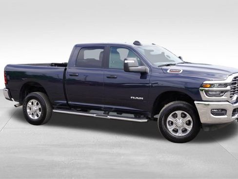 Certified 2026 RAM 2500 Big Horn AWD/4WD image 2