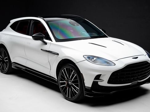 Used 2023 Aston Martin DBX 707 AWD/4WD image 40