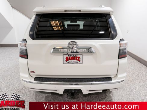 Used 2018 Toyota 4Runner Limited image 4