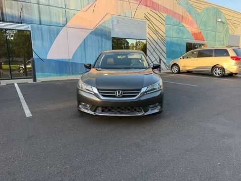 Used 2014 Honda Accord Sport image 2
