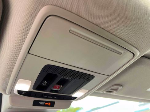 Used 2025 Honda Accord SE image 33
