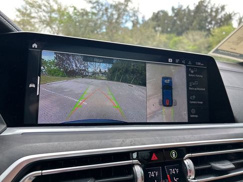 Used 2022 BMW X5 xDrive40i w/ Premium Package image 34