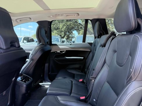 Used 2023 Volvo XC90 B6 Ultimate w/ Protection Package Premier AWD/4WD image 14