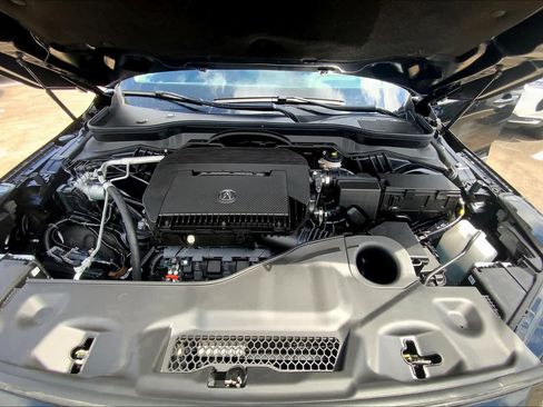 Used 2025 Acura MDX SH-AWD w/ Technology Package image 16