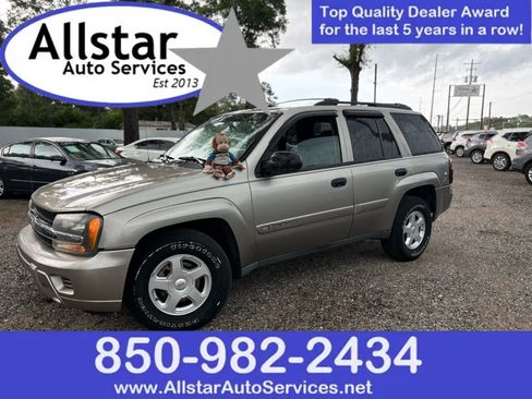 Used 2002 Chevrolet TrailBlazer LS w/ Preferred Equipment Group image 1