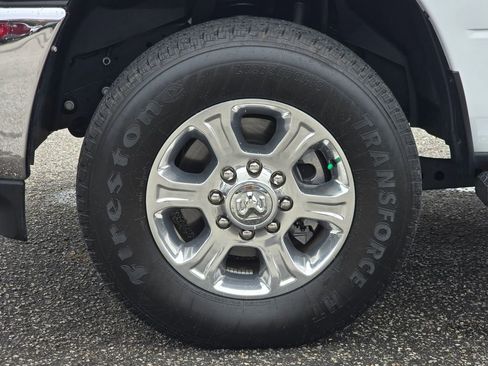 Used 2024 RAM 2500 Big Horn w/ Heated Seats & Wheel Group image 21
