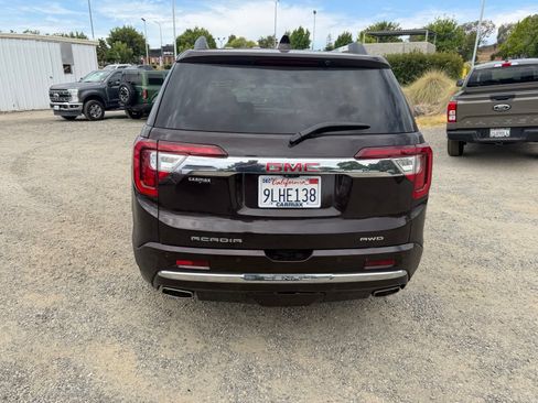 Used 2021 GMC Acadia Denali w/ Denali Ultimate Package AWD/4WD image 4