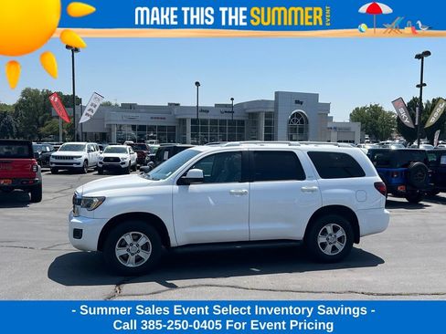 Used 2019 Toyota Sequoia SR5 AWD/4WD image 1