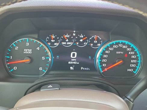 Certified 2019 GMC Yukon Denali w/ Denali Ultimate Package AWD/4WD image 32