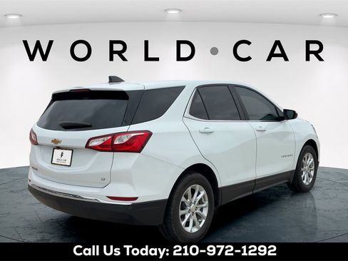 Used 2021 Chevrolet Equinox LT image 3