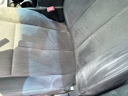 Used 2010 Nissan Altima 2.5 S FWD image 24