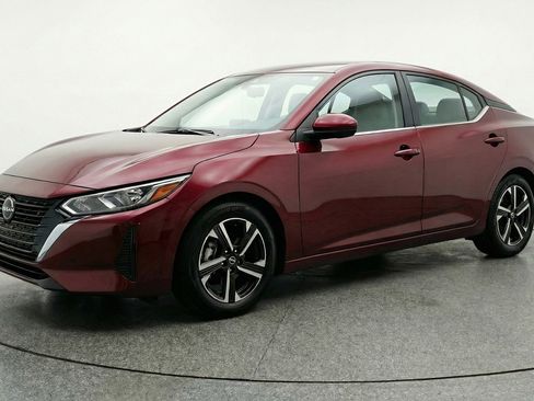 Used 2025 Nissan Sentra SV FWD image 3