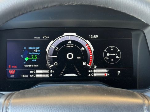 New 2026 Toyota Tundra Limited AWD/4WD image 29