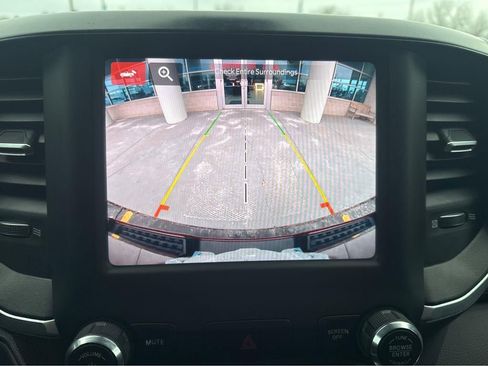 Used 2022 RAM 1500 Big Horn AWD/4WD image 21