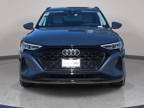 Certified 2024 Audi Q8 e-tron Premium image 9