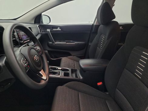 Used 2018 Kia Sportage LX FWD image 17