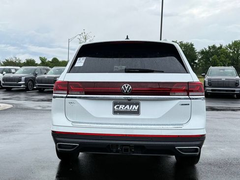 Used 2026 Volkswagen Atlas SEL AWD/4WD image 6