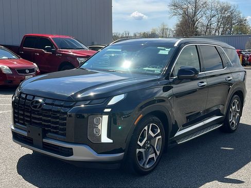 Used 2023 Hyundai Palisade Limited w/ Cargo Package AWD/4WD image 3