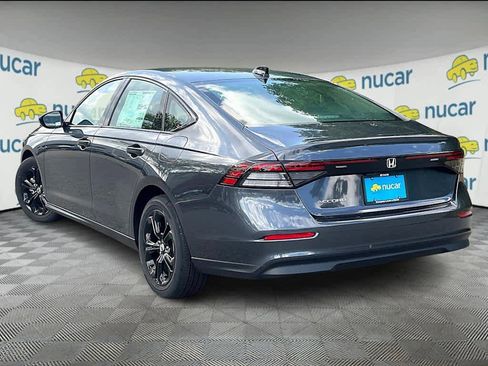 New 2025 Honda Accord SE image 5
