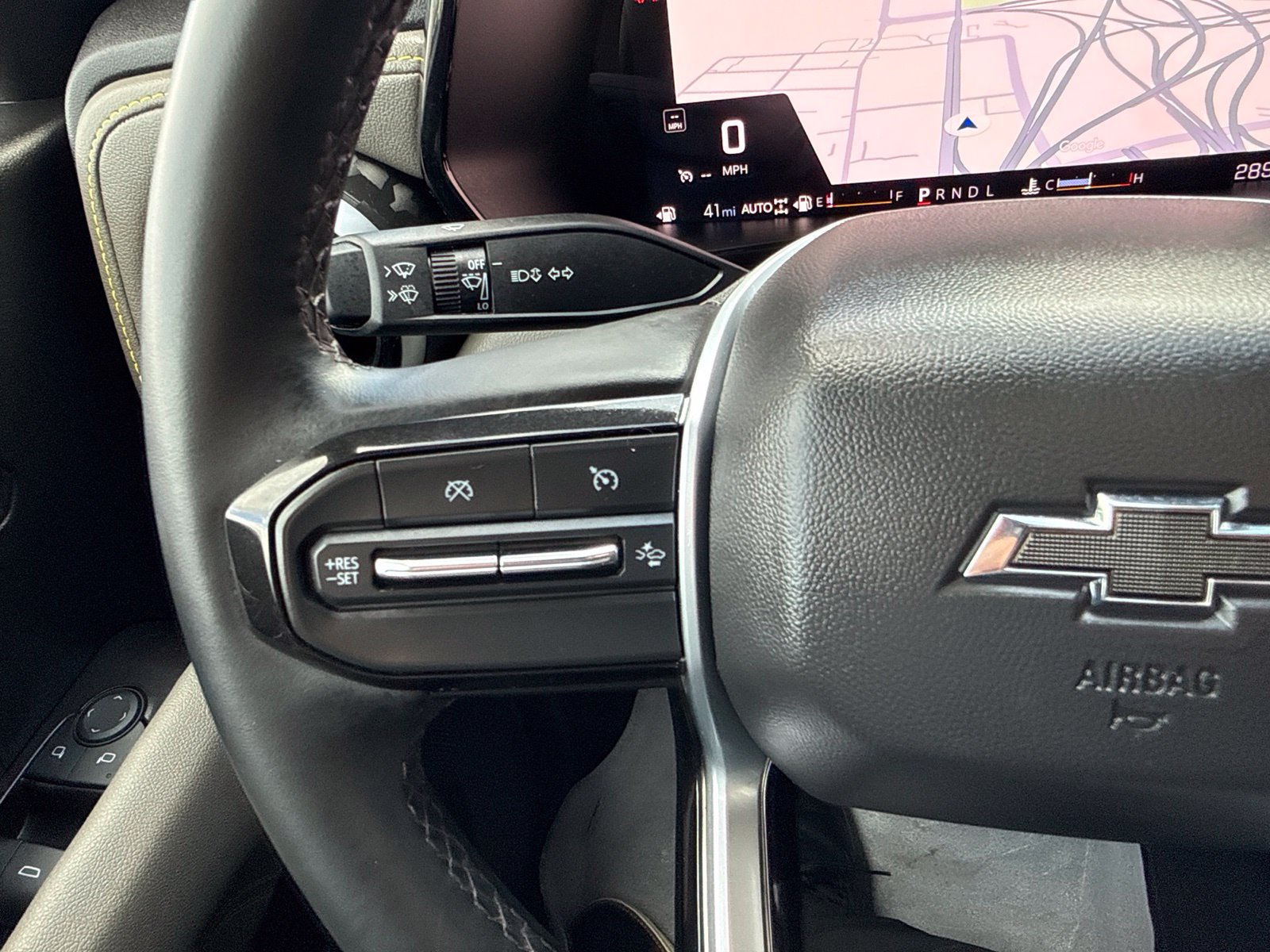 Used 2024 Chevrolet Colorado ZR2 w/ Safety Package AWD/4WD image 36